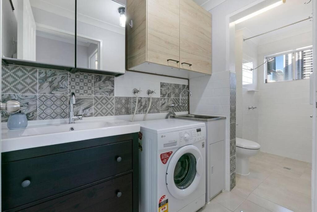 Broadbeach, Stylish Apartment Close To Everything Gold Coast Luaran gambar