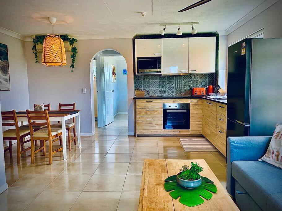 Broadbeach, Stylish Apartment Close To Everything Gold Coast Luaran gambar