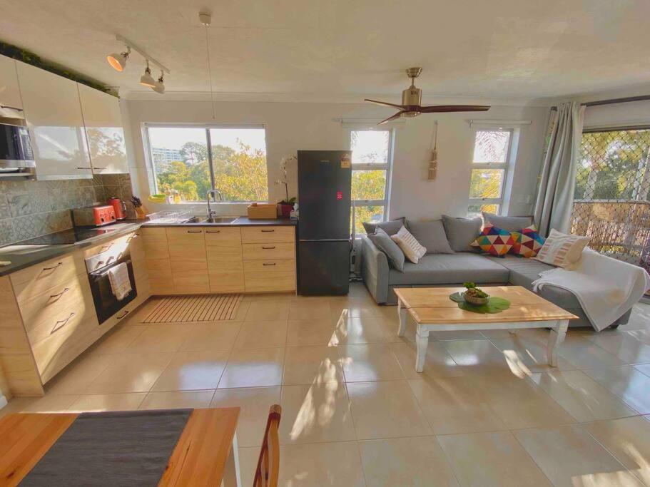 Broadbeach, Stylish Apartment Close To Everything Gold Coast Luaran gambar